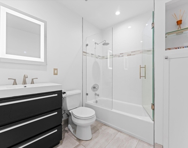 2948 Ne 35th Court - Photo Thumbnail 27