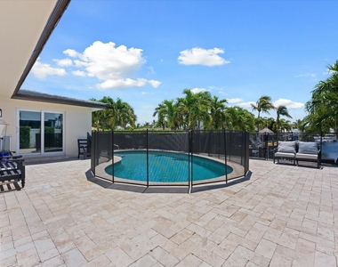 2948 Ne 35th Court - Photo Thumbnail 32