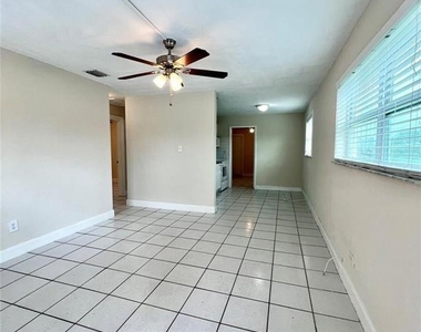 5721 Sw 38th Street - Photo Thumbnail 2
