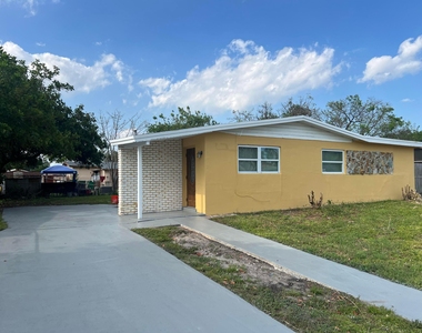 5721 Sw 38th Street - Photo Thumbnail 1