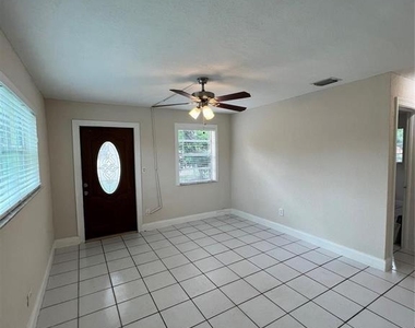 5721 Sw 38th Street - Photo Thumbnail 4