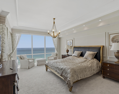 16051 Collins Avenue - Photo Thumbnail 11