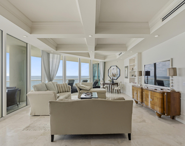 16051 Collins Avenue - Photo Thumbnail 6