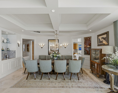 16051 Collins Avenue - Photo Thumbnail 4