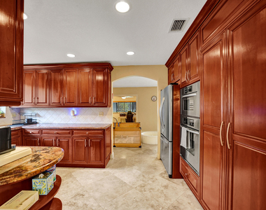 3501 Keyser Avenue - Photo Thumbnail 26