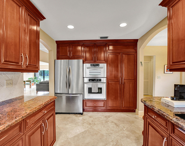 3501 Keyser Avenue - Photo Thumbnail 31