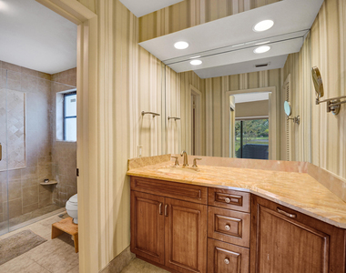 3501 Keyser Avenue - Photo Thumbnail 37