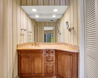 3501 Keyser Avenue - Photo Thumbnail 38