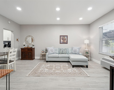 326 Harrison Street - Photo Thumbnail 2