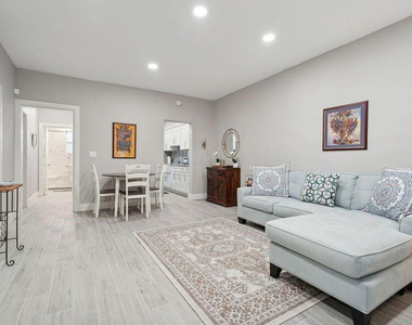 326 Harrison Street - Photo Thumbnail 3