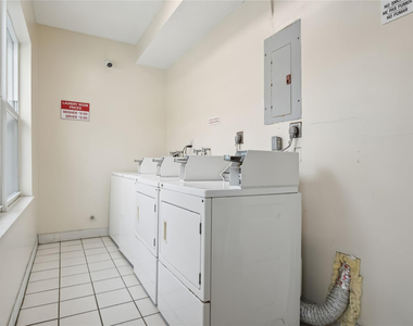 326 Harrison Street - Photo Thumbnail 8
