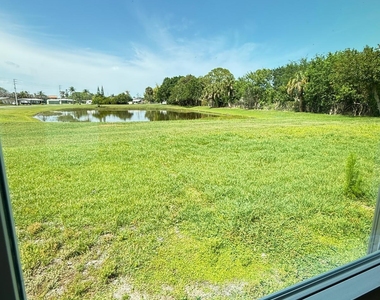 3231 Se Monte Vista Street - Photo Thumbnail 9