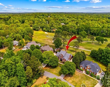 806 Pine Forest Road - Photo Thumbnail 2