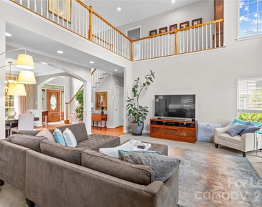 806 Pine Forest Road - Photo Thumbnail 5