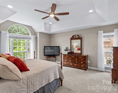 806 Pine Forest Road - Photo Thumbnail 13