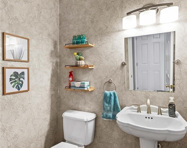806 Pine Forest Road - Photo Thumbnail 16