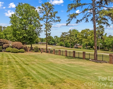 806 Pine Forest Road - Photo Thumbnail 31
