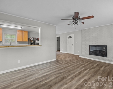4800 Maplecrest Drive - Photo Thumbnail 1