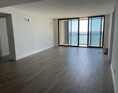 5200 N Flagler Drive - Photo Thumbnail 6
