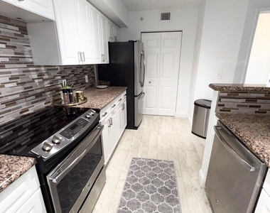 3594 S Ocean Boulevard - Photo Thumbnail 10