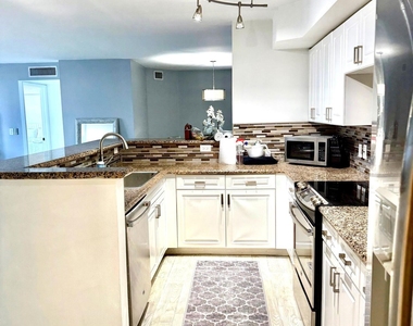 3594 S Ocean Boulevard - Photo Thumbnail 11