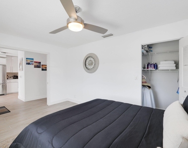 1031 Citrus Way - Photo Thumbnail 12