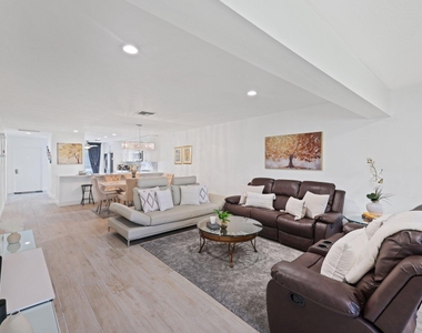 1031 Citrus Way - Photo Thumbnail 9