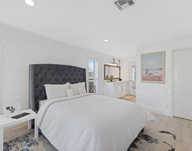 1031 Citrus Way - Photo Thumbnail 17