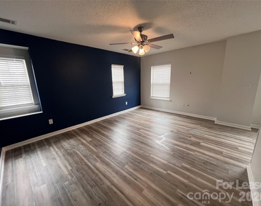 2304 Harwood Hills Lane - Photo Thumbnail 14