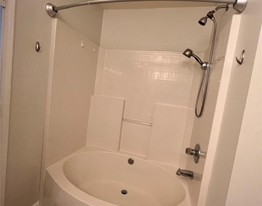 2304 Harwood Hills Lane - Photo Thumbnail 18