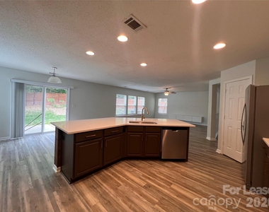2304 Harwood Hills Lane - Photo Thumbnail 12