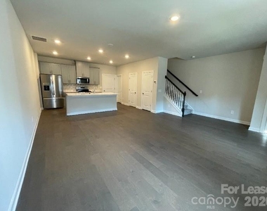 124 Utility Lane - Photo Thumbnail 1