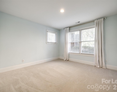 2220 Roswell Avenue - Photo Thumbnail 13