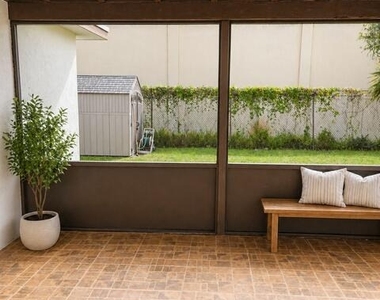 1630 Nw 52nd Avenue - Photo Thumbnail 6
