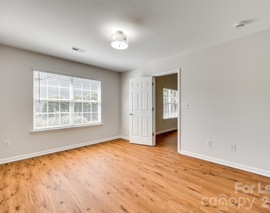 14139 Tranters Creek Lane - Photo Thumbnail 13