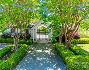 14139 Tranters Creek Lane - Photo Thumbnail 33