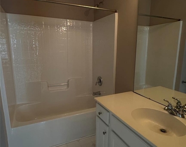 5512 Werburgh Street - Photo Thumbnail 10