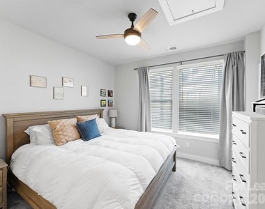 2310 Elizabeth Mill Place - Photo Thumbnail 10