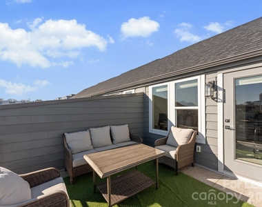 2310 Elizabeth Mill Place - Photo Thumbnail 20