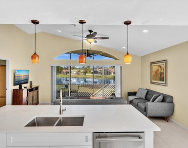 4194 Bluff Harbor Way - Photo Thumbnail 15