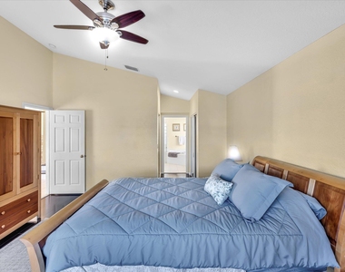 4194 Bluff Harbor Way - Photo Thumbnail 23