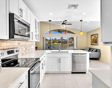 4194 Bluff Harbor Way - Photo Thumbnail 16