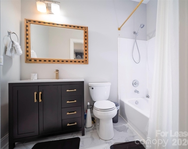 5609 Fairview Road - Photo Thumbnail 12