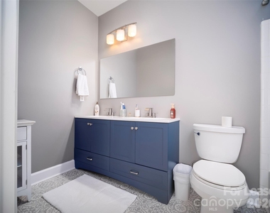 5609 Fairview Road - Photo Thumbnail 20