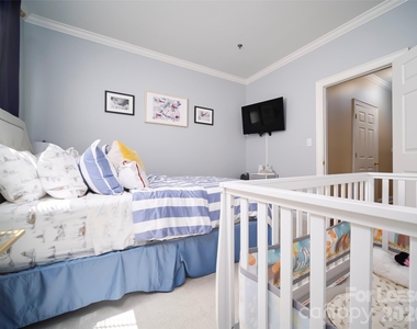 5609 Fairview Road - Photo Thumbnail 25