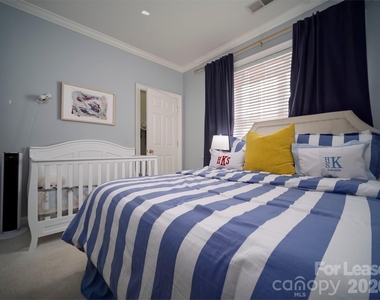 5609 Fairview Road - Photo Thumbnail 23