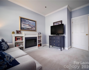 5609 Fairview Road - Photo Thumbnail 18