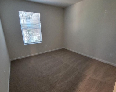 6941 Calton Lane - Photo Thumbnail 16