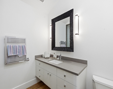 2552 Sheltingham Drive - Photo Thumbnail 18