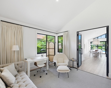 2552 Sheltingham Drive - Photo Thumbnail 25